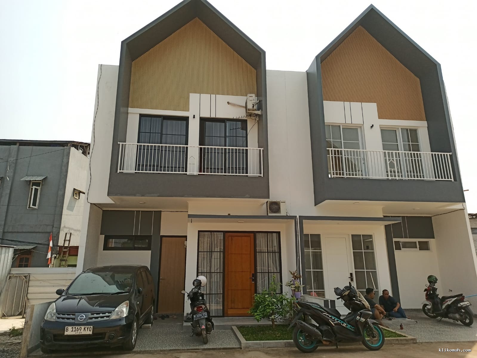 Dijual Rumah Baru siap Huni Dalam Cluster dekat stasiun lrt Cikunir 1